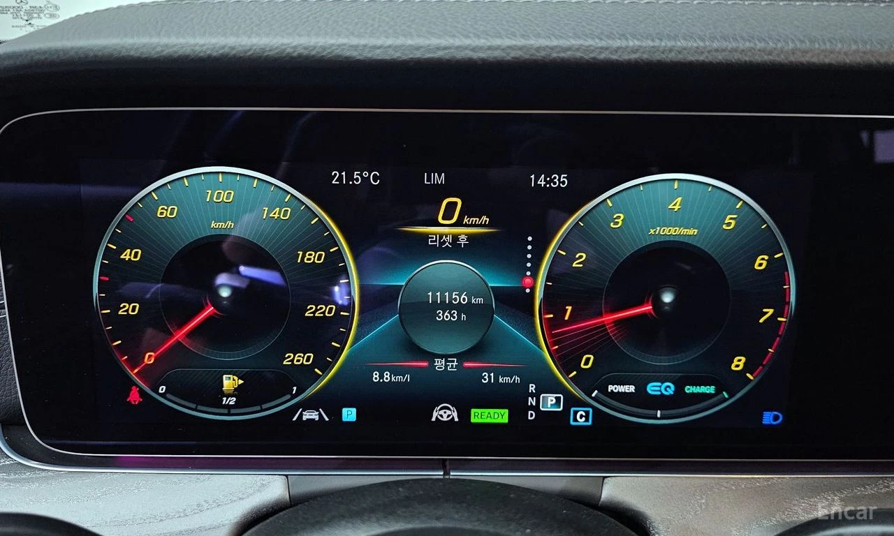 Mercedes-Benz E 350 AMG* LINE* 4MATIC* BURMESTER* ОБДУХВАНЕ* ДИСТРОНИК, снимка 13 - Автомобили и джипове - 55725981