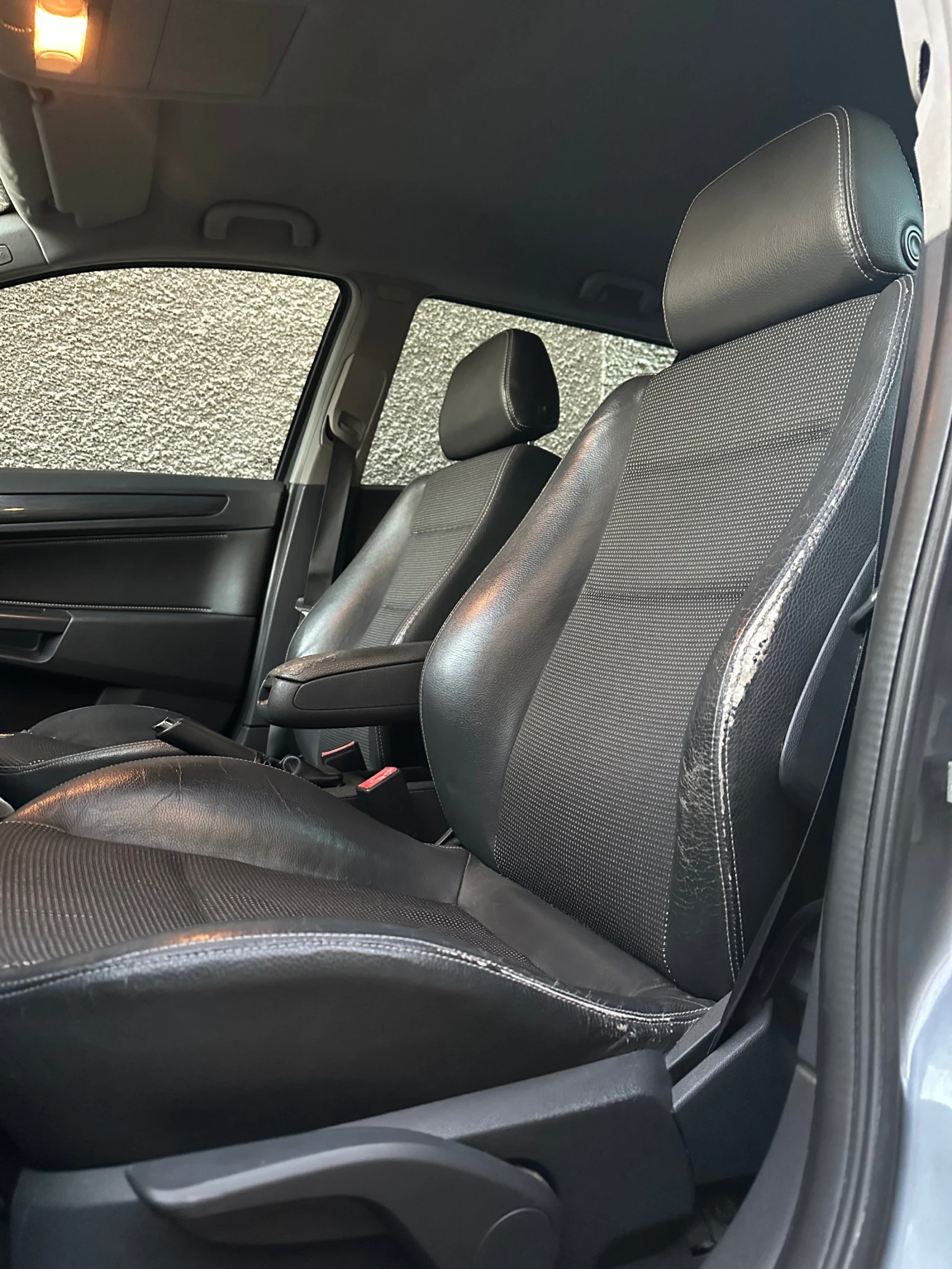 Opel Astra H 1.7 CDTI, снимка 11 - Автомобили и джипове - 55981822