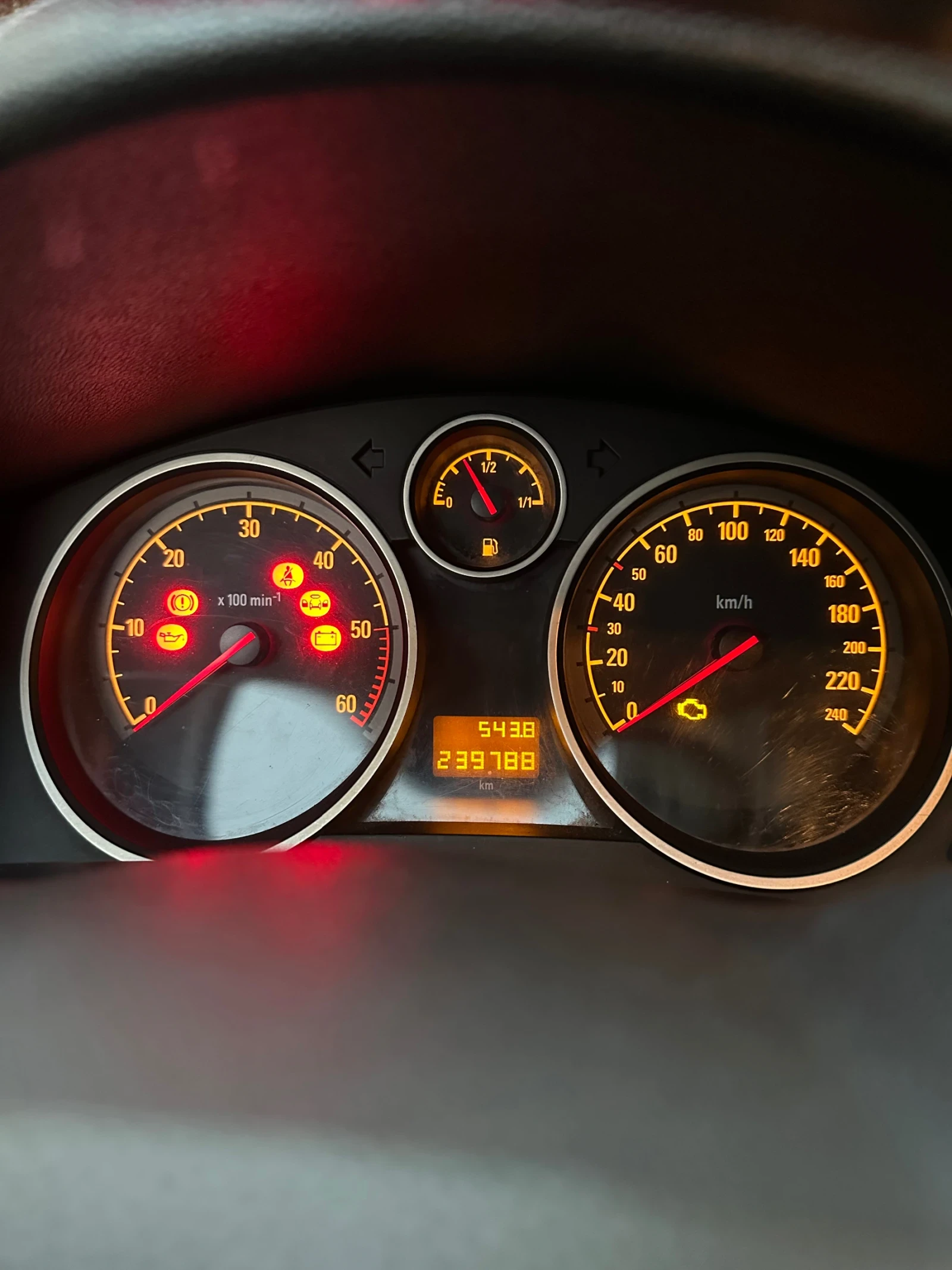 Opel Astra H 1.7 CDTI, снимка 13 - Автомобили и джипове - 55981822