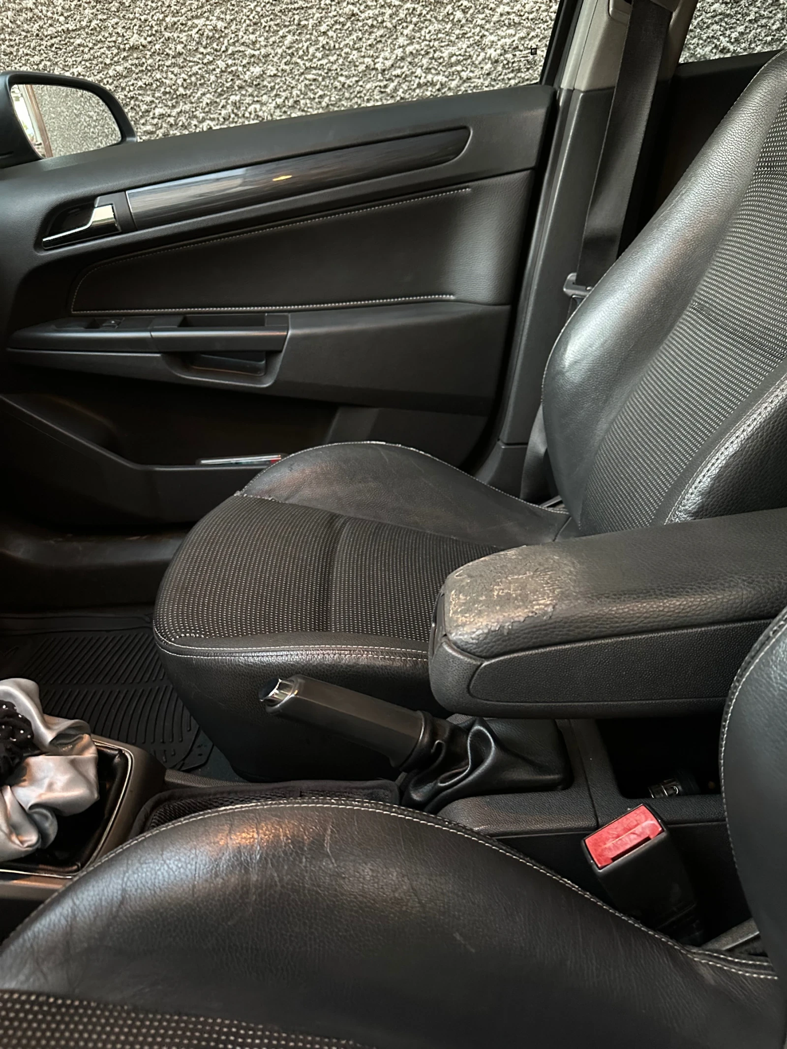 Opel Astra H 1.7 CDTI, снимка 10 - Автомобили и джипове - 55981822