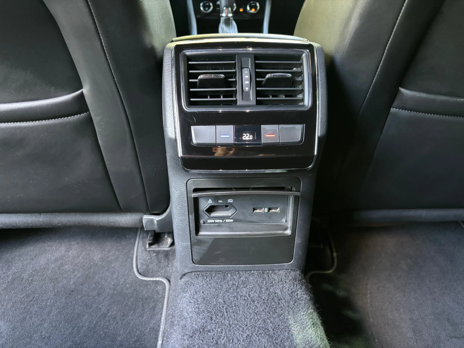 Skoda Superb 2.0TDI DSG 4x4 SPORT LINE, снимка 16 - Автомобили и джипове - 55994284