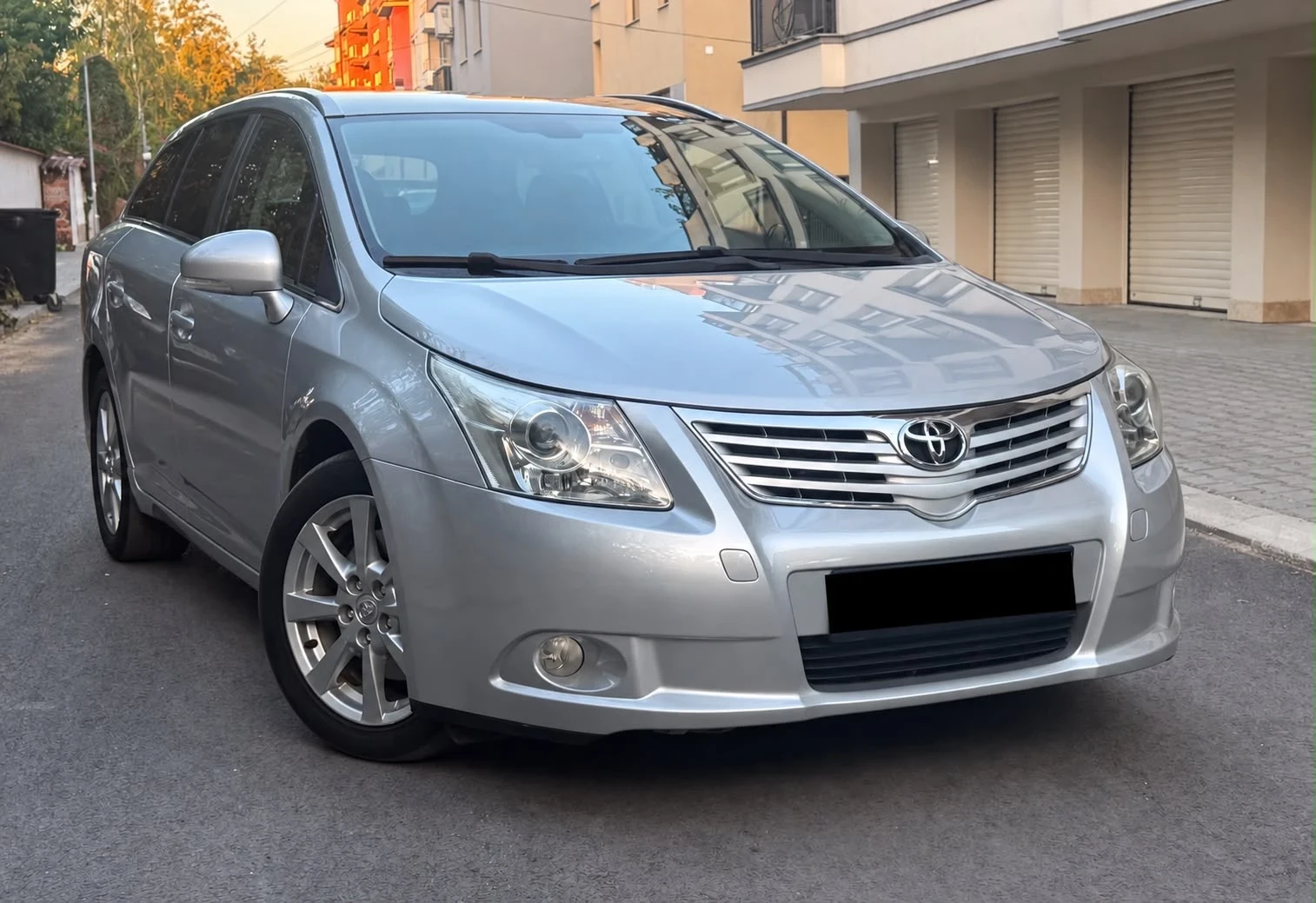 Toyota Avensis, снимка 8 - Автомобили и джипове - 56426673