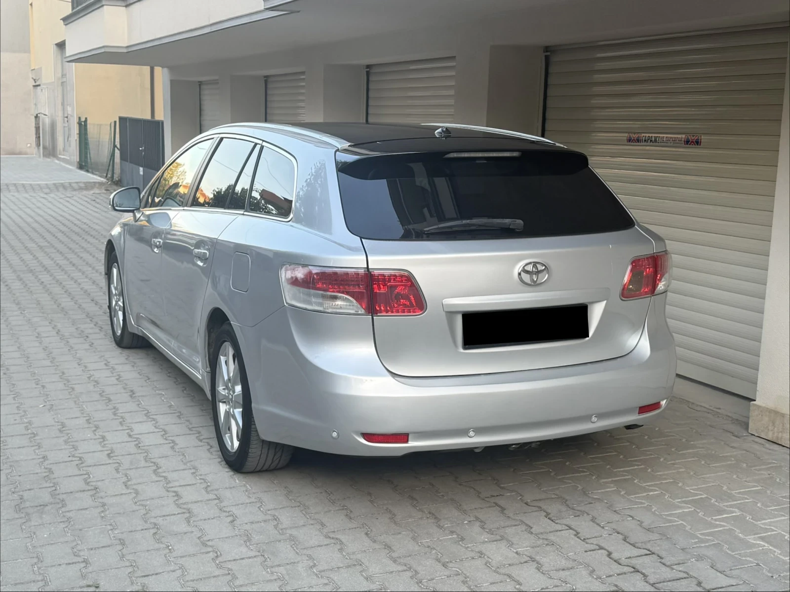 Toyota Avensis, снимка 4 - Автомобили и джипове - 56426673