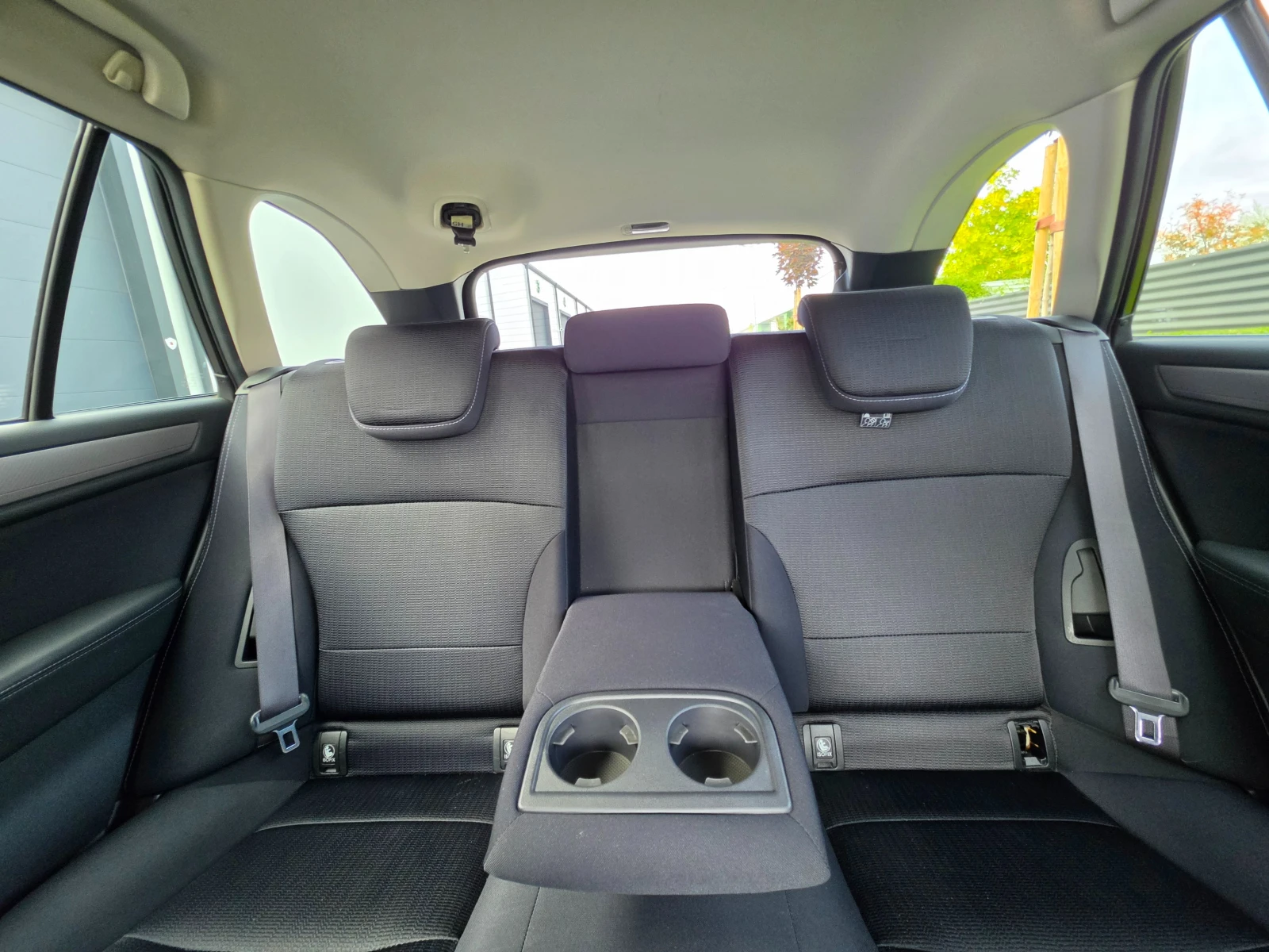 Subaru Outback 2.5i 4x4 ������� | ������ ���� � �� | Mobile.bg � ����������� 14