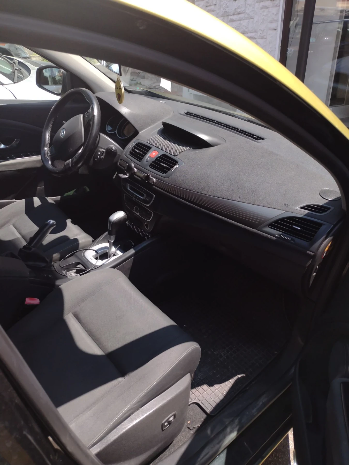 Renault Megane, снимка 5 - Автомобили и джипове - 56641384