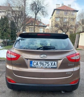 Hyundai IX35 Новия Фейс 68400км./4X4/2.0куб.163к.с/6 Скоростит, снимка 16