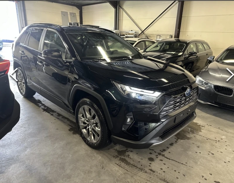 Toyota Rav4 LUXURY PREMIUM, снимка 2 - Автомобили и джипове - 47164599