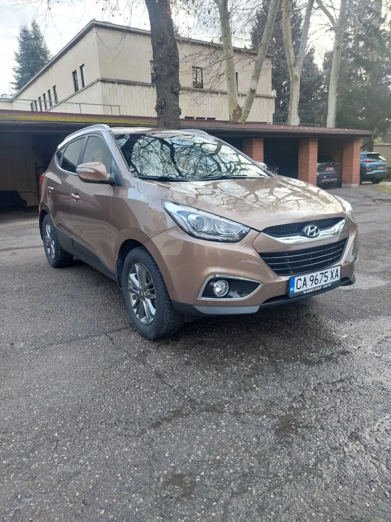 Hyundai IX35 Новия Фейс 68400км./4X4/2.0куб.163к.с/6 Скоростит, снимка 1 - Автомобили и джипове - 48809447