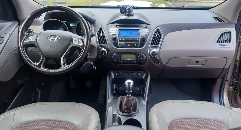 Hyundai IX35 Новия Фейс 68400км./4X4/2.0куб.163к.с/6 Скоростит, снимка 10 - Автомобили и джипове - 48809447