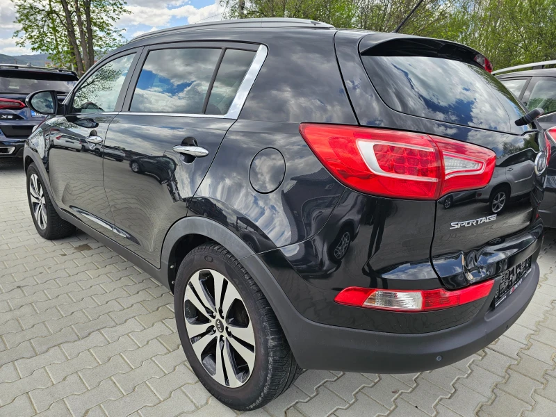 Kia Sportage 2.0CRDI, 4x4, Кожа, Подгерв, 160000км.!, снимка 4 - Автомобили и джипове - 50009898