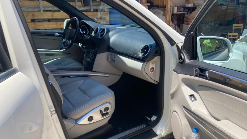 Mercedes-Benz ML 350, снимка 8 - Автомобили и джипове - 52417993