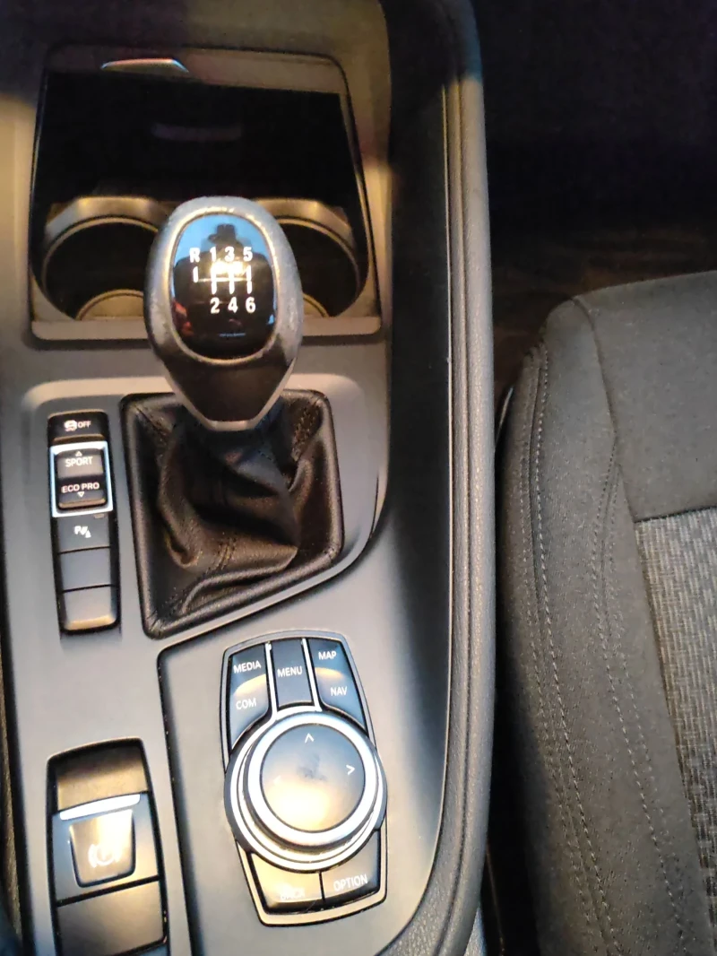 BMW X1 1.5, 140к.с., снимка 15 - Автомобили и джипове - 52323831