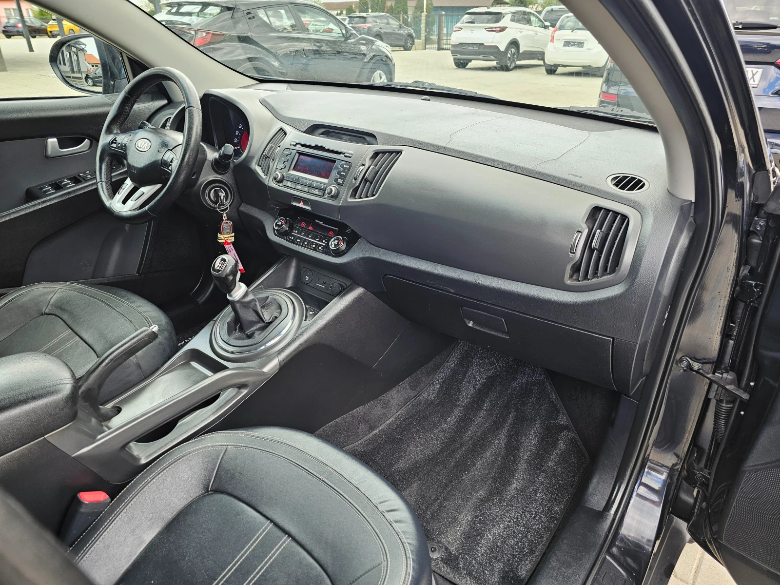 Kia Sportage 2.0CRDI, 4x4, Кожа, Подгерв, 160000км.! | Mobile.bg — изображение 14