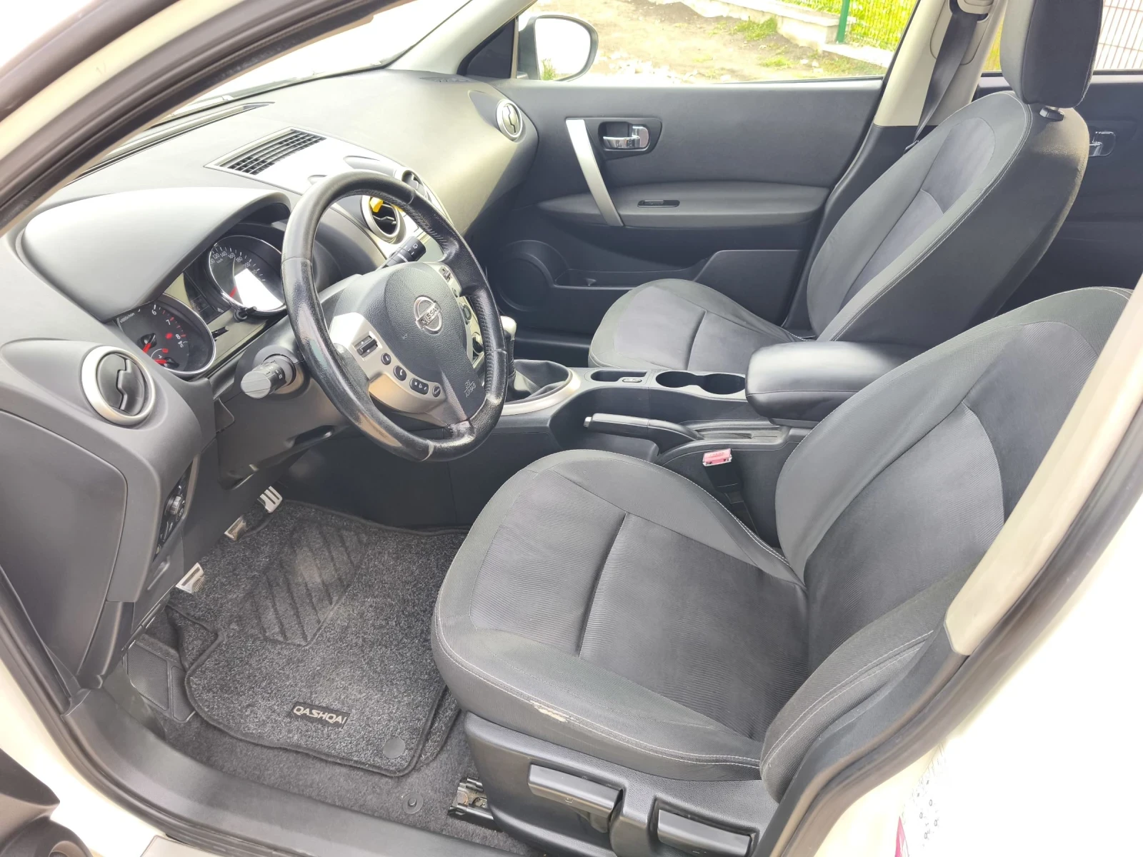 Nissan Qashqai 1.6 бензин* ГАЗ* 360 камери - изображение 8