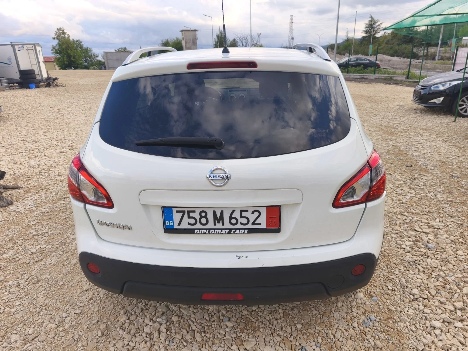 Nissan Qashqai 1.6 бензин* ГАЗ* 360 камери - изображение 6