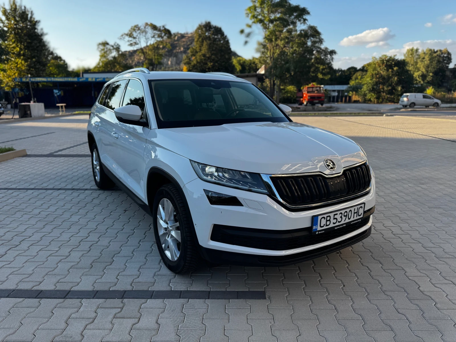 Skoda Kodiaq 2.0 TDI 187 hp, 4x4, 7 DSG - изображение 3