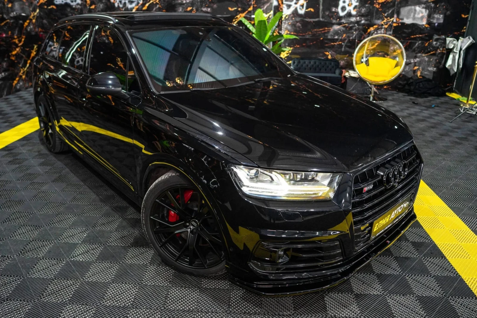 Audi SQ7 QUATTRO MATRIX BLACK EDITION ПАНО ЛИЗИНГ 100% - изображение 5