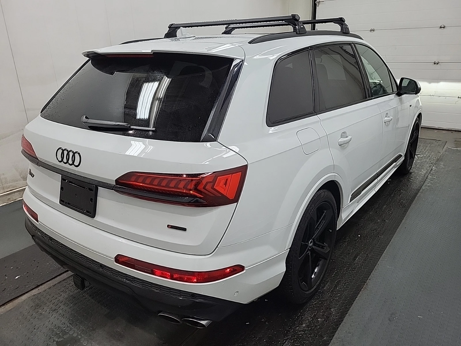 Audi SQ7 40T 507кс Black Optic, снимка 4 - Автомобили и джипове - 53973809