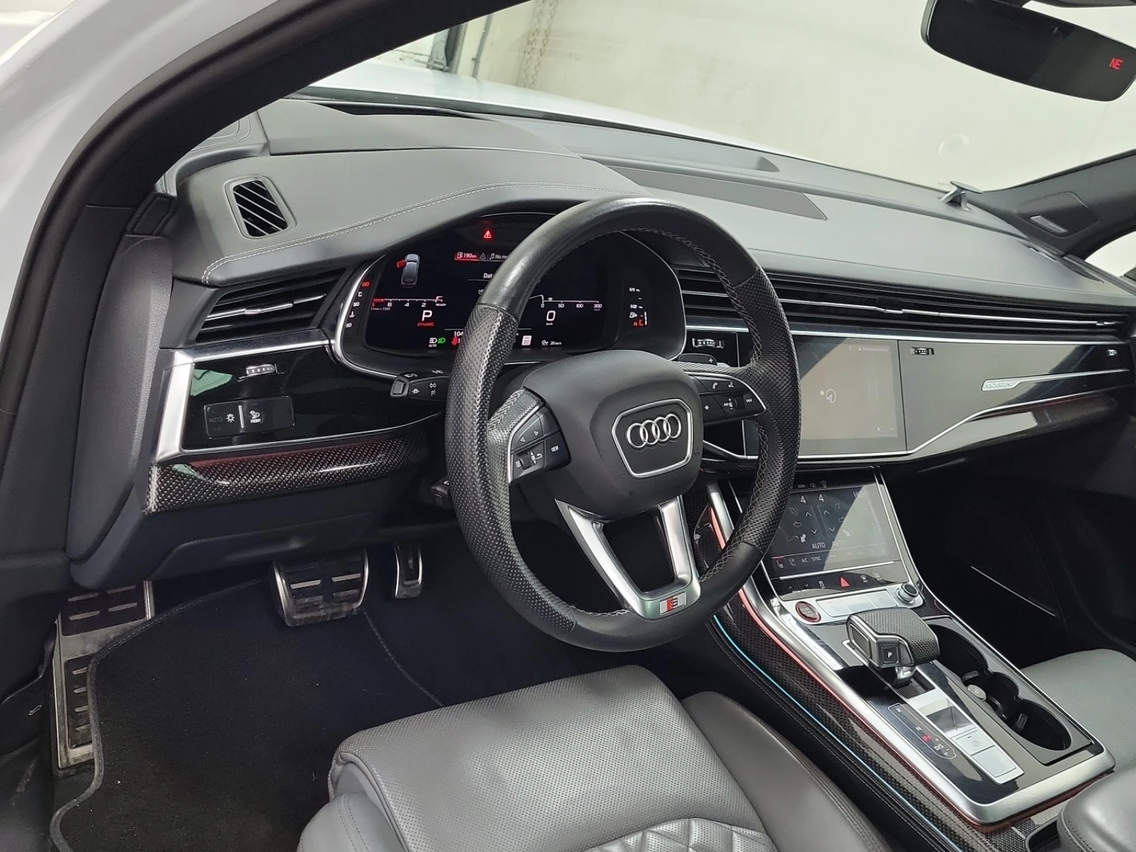 Audi SQ7 40T 507кс Black Optic, снимка 11 - Автомобили и джипове - 53973809