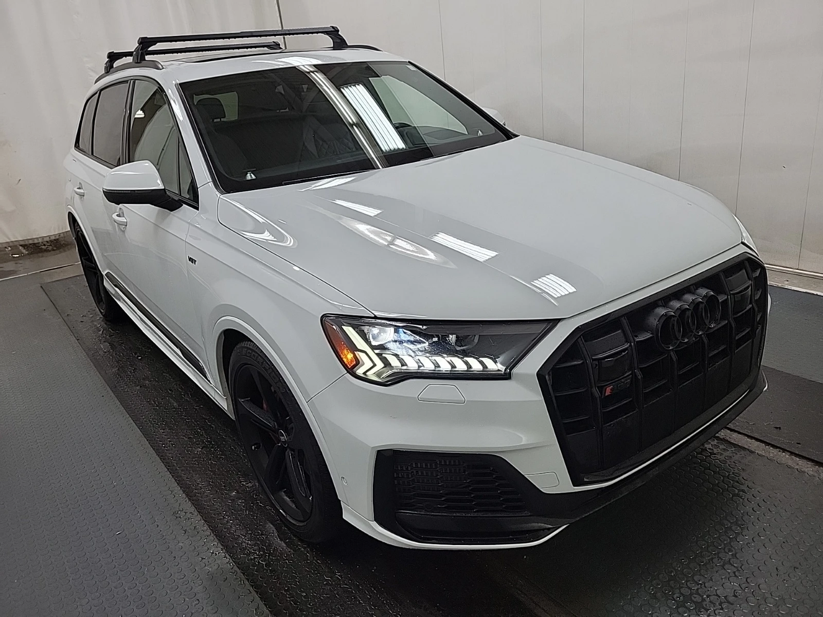 Audi SQ7 40T 507кс Black Optic, снимка 3 - Автомобили и джипове - 53973809