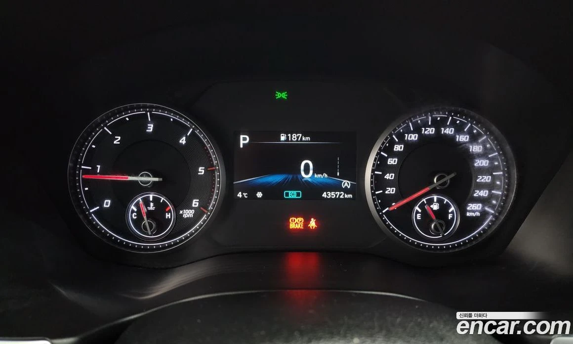 Hyundai Santa fe Diesel 2.2 4WD Premium Choice, снимка 8 - Автомобили и джипове - 56155553