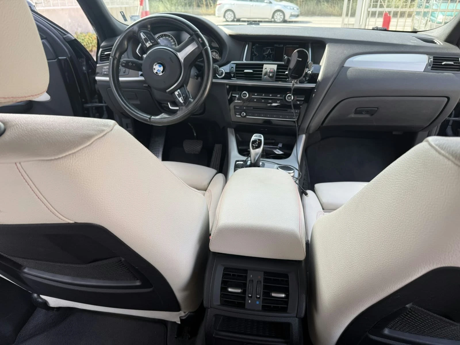 BMW X4 xDRIVE35d, снимка 8 - Автомобили и джипове - 56433110