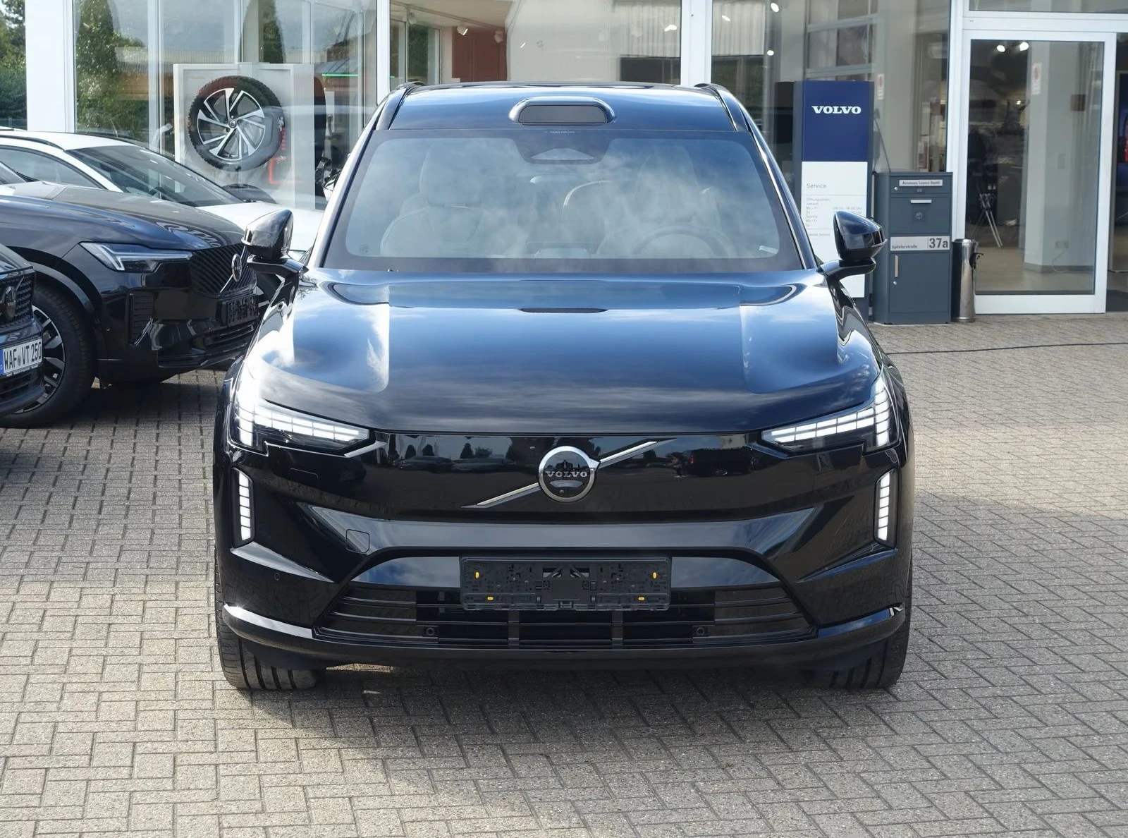 Volvo EX90 Twin Motor Executive Edition 6seats | Mobile.bg � ����������� 5