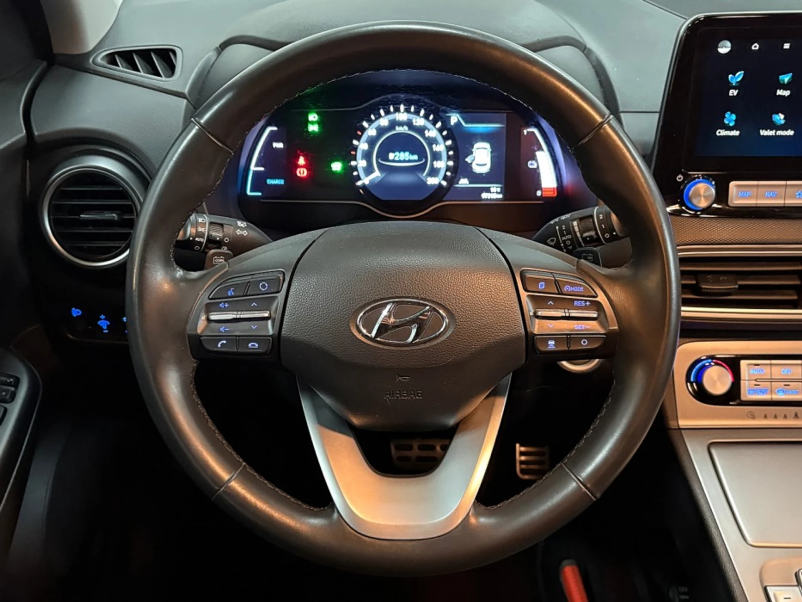 Hyundai Kona Fashion, снимка 15 - Автомобили и джипове - 56736181