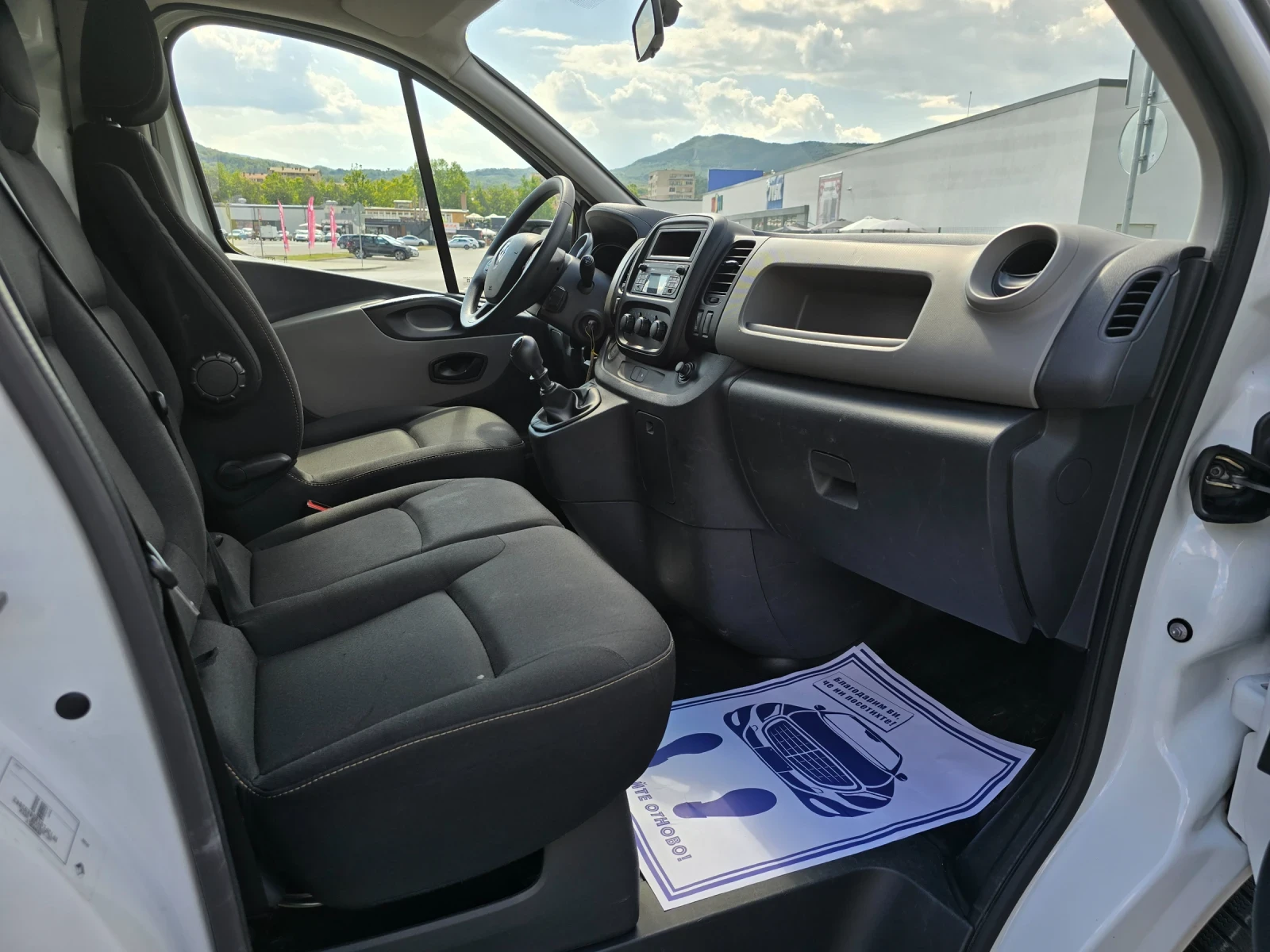 Renault Trafic 1.6dCi ШВЕЙЦАРИЯ  - изображение 10