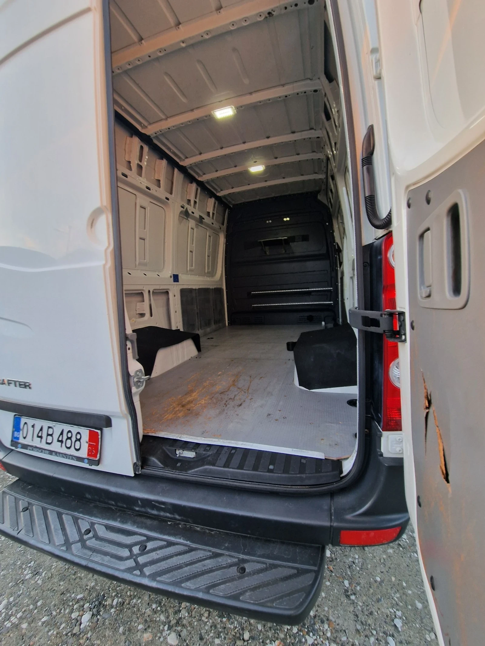 VW Crafter 3.5t  В категоря - изображение 7