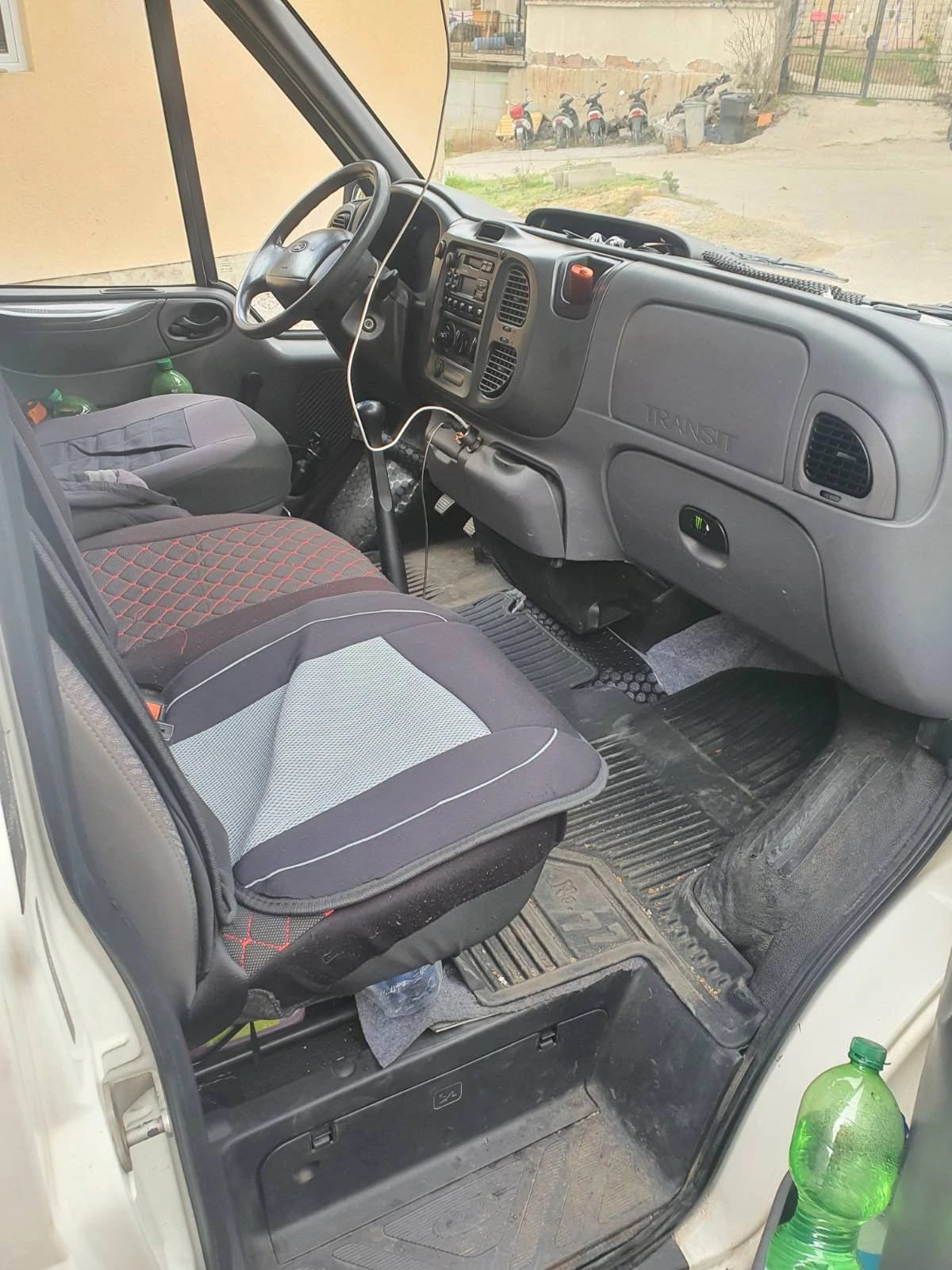 Ford Transit 125 T330 2.0 TDCI L3H3 - изображение 3