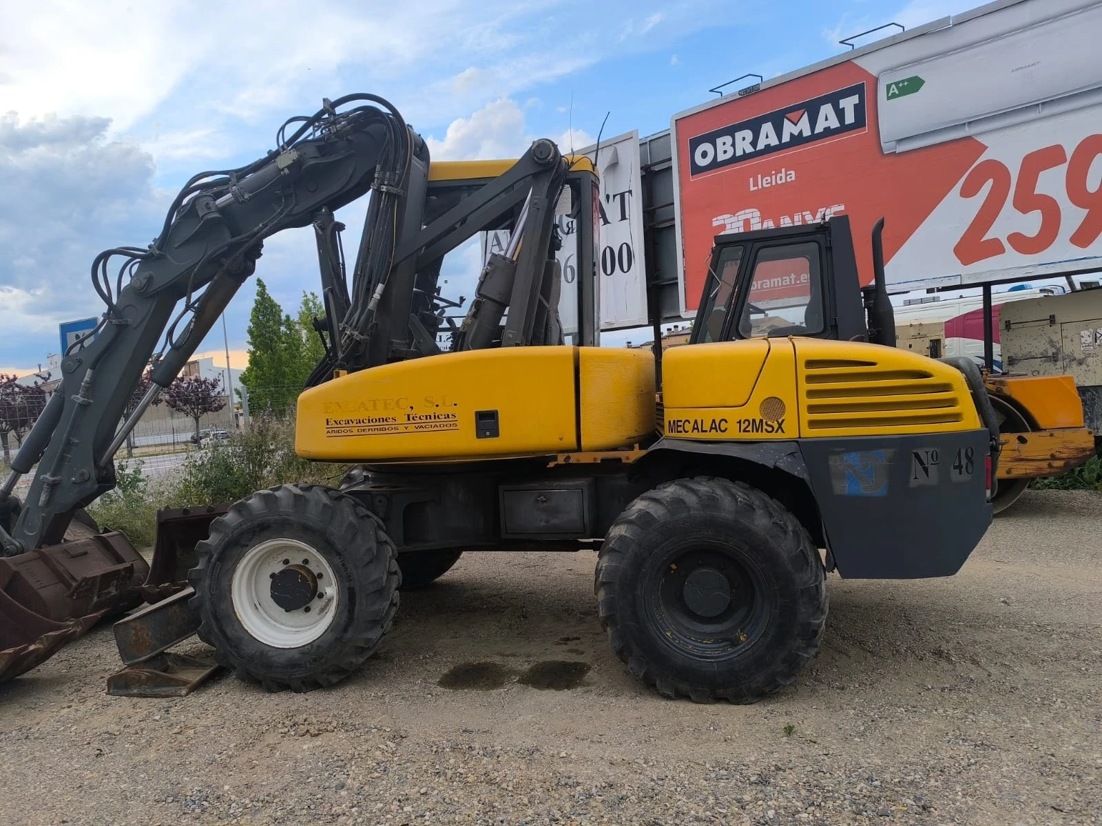 Багер MECALAC MSX12, снимка 10 - Индустриална техника - 55626383