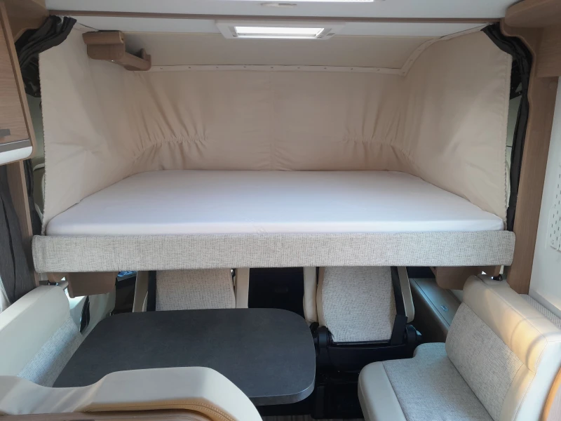 Кемпер Carthago Malibu I 410, снимка 16 - Каравани и кемпери - 52869356