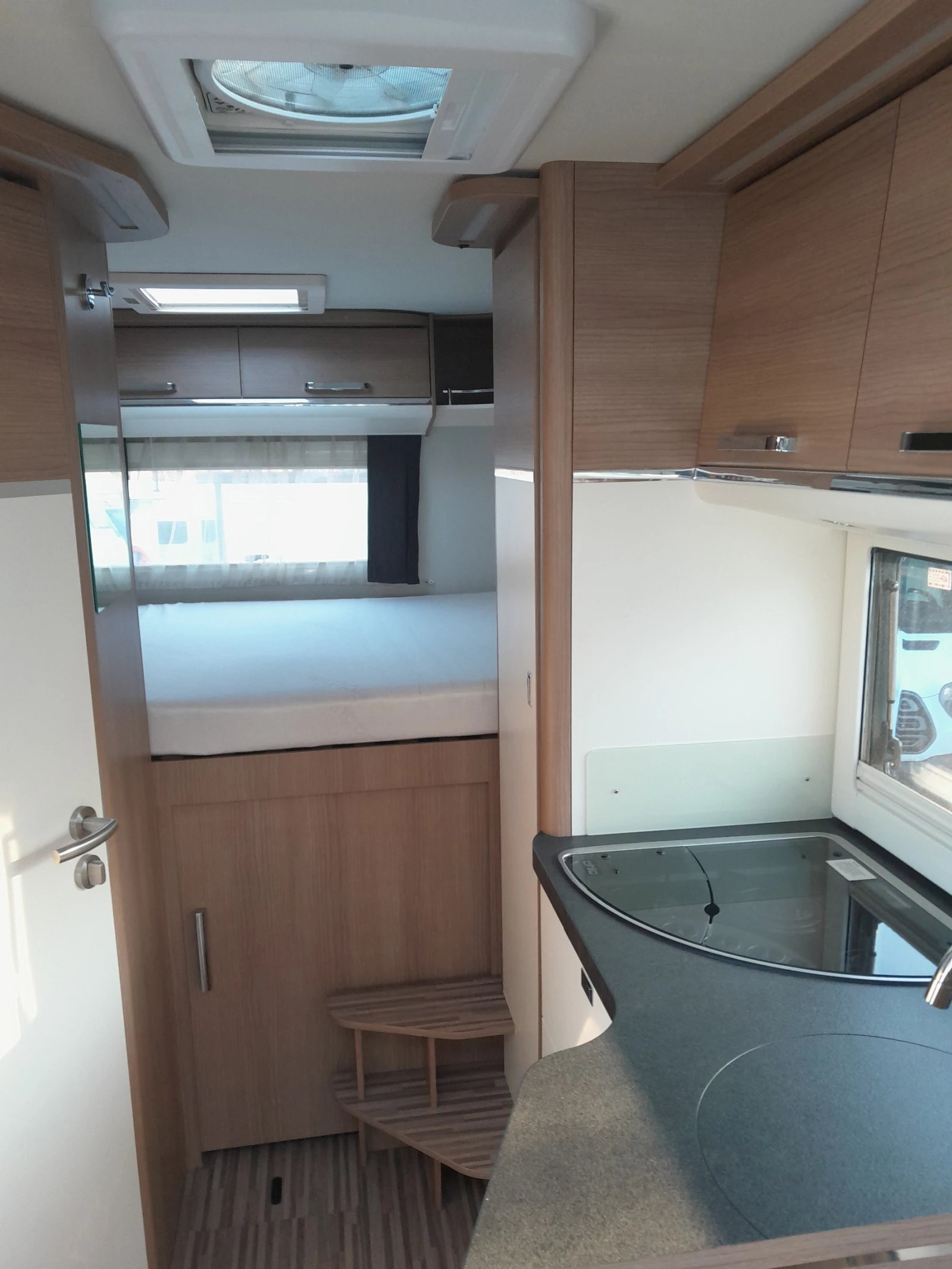 Кемпер Carthago Malibu I 410 - изображение 10