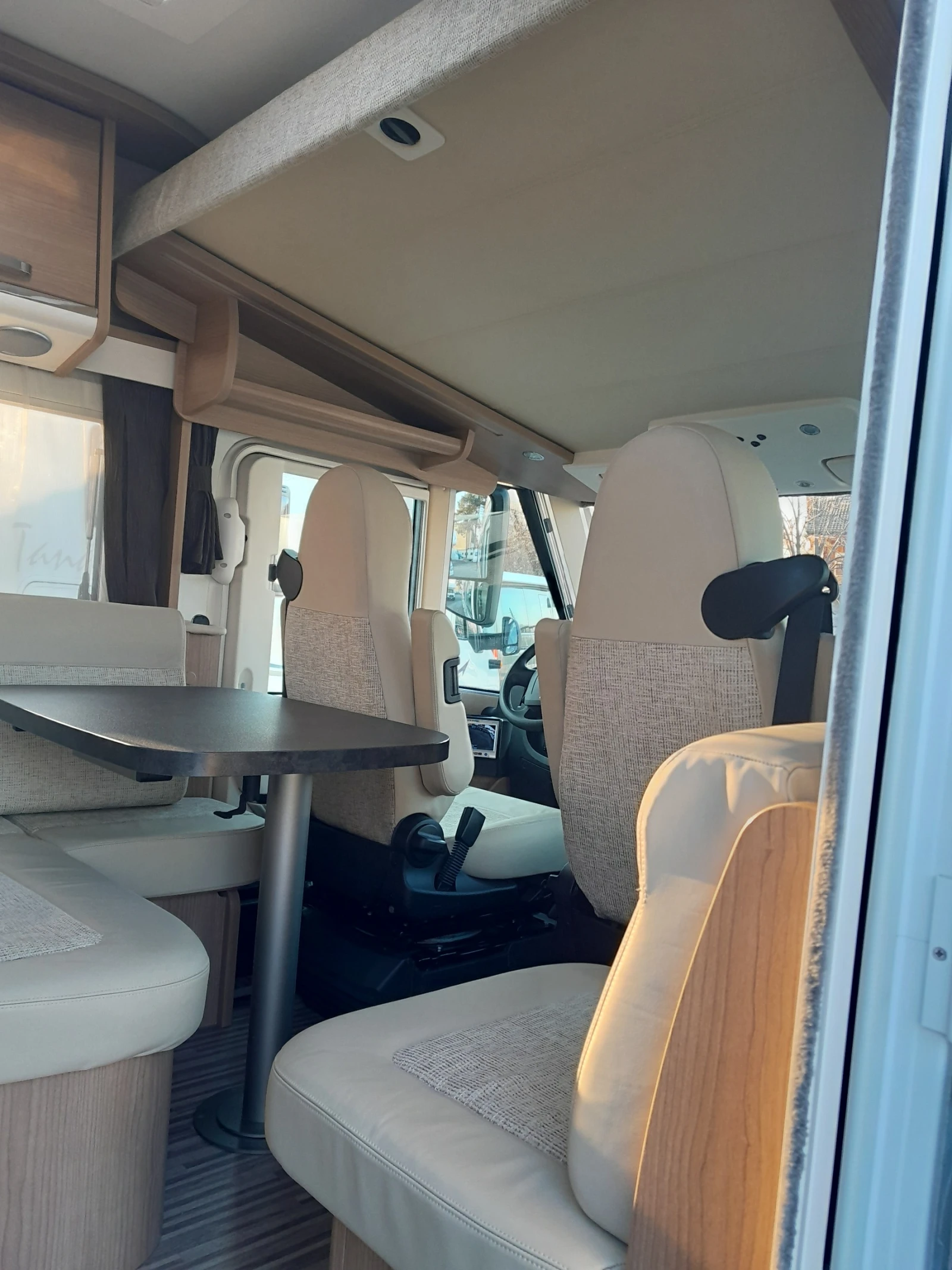 Кемпер Carthago Malibu I 410 - изображение 7