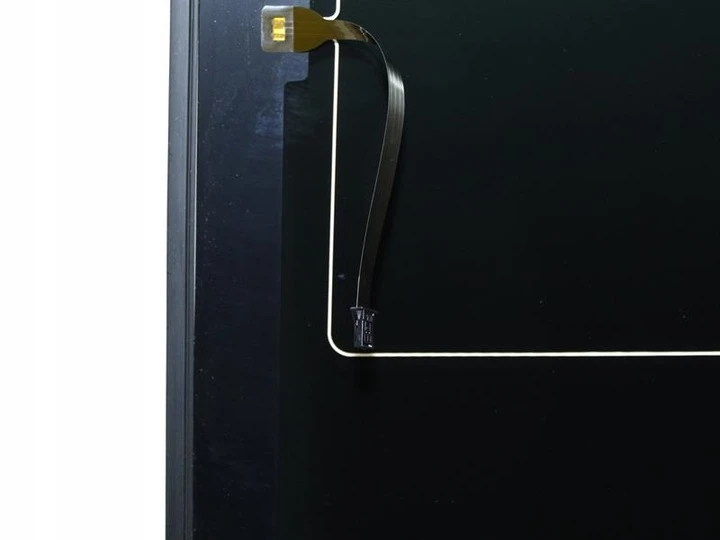 Панорама задно стъкло таван Tesla Model 3 2017- акустично/подгрев/антена, снимка 5 - Части - 49770895