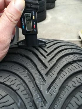 Гуми Зимни 215/65R16, снимка 9