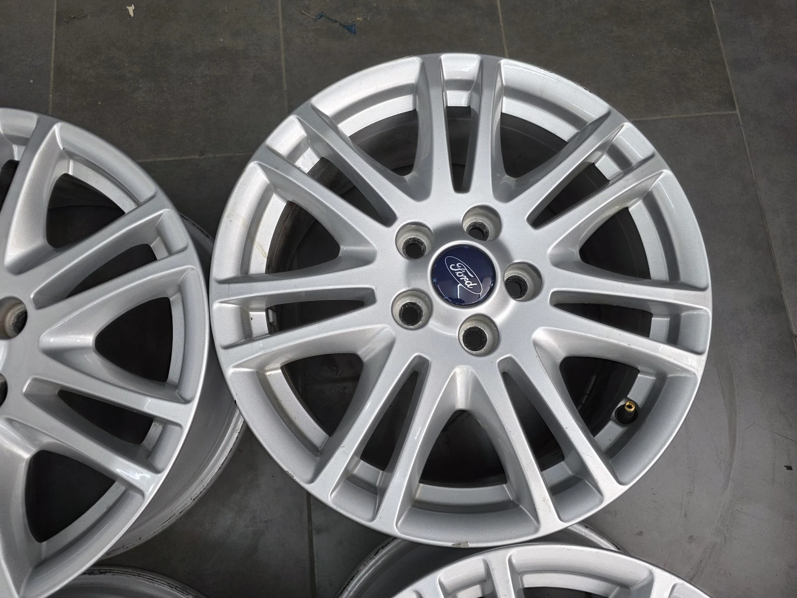 Джанти за Ford, снимка 4 - Гуми и джанти - 56687879