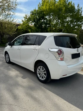 Toyota Verso Италия, снимка 8