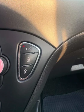 Opel Corsa, снимка 10