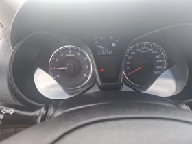 Hyundai Ix20 1.6i, снимка 12