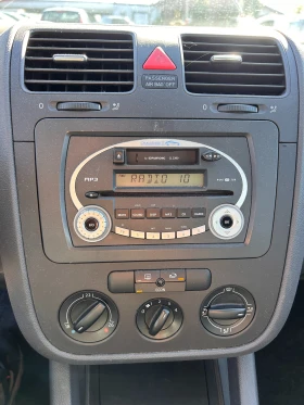 VW Golf 1.9TDI EURO 4 - 4900 лв. / 2505.33 € - 75381655 12