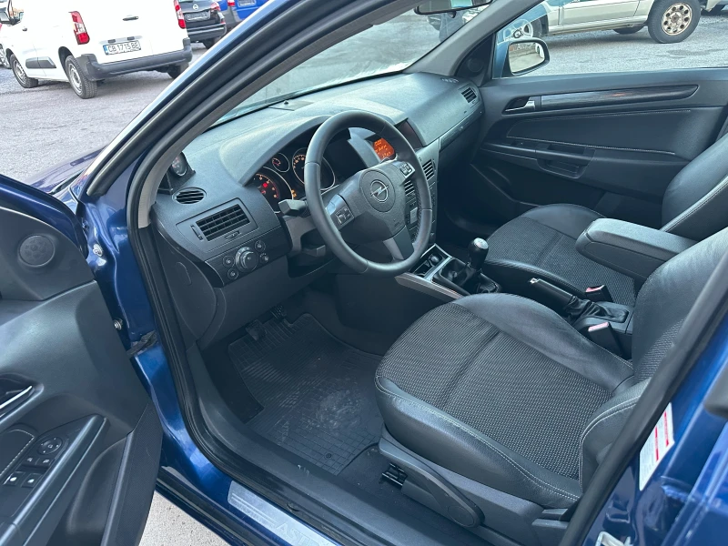 Opel Astra 1.6i, снимка 8 - Автомобили и джипове - 48618957