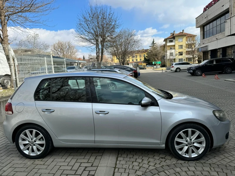 VW Golf 1.6 ТDI DSG, снимка 3 - Автомобили и джипове - 49212091