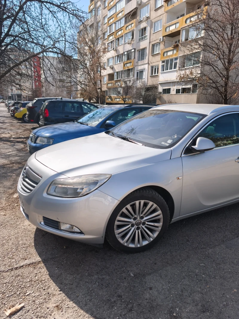 Opel Insignia, снимка 2 - Автомобили и джипове - 49422733