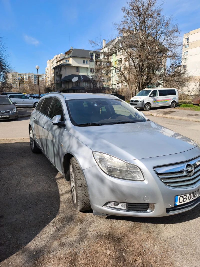 Opel Insignia, снимка 1 - Автомобили и джипове - 49422733