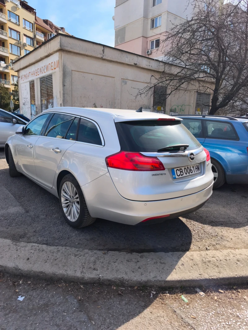 Opel Insignia, снимка 6 - Автомобили и джипове - 49422733