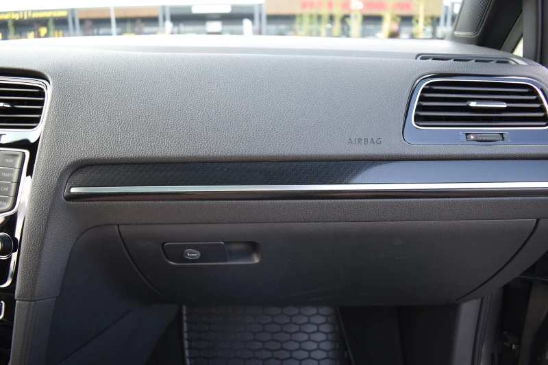 VW Golf R 2.0 TSI 4MOTION Variant, снимка 10 - Автомобили и джипове - 52660931