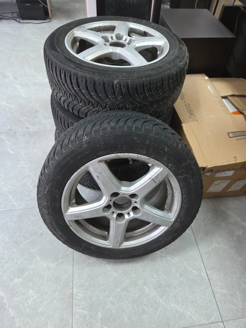 Mercedes-Benz C 200, снимка 8 - Автомобили и джипове - 52019543