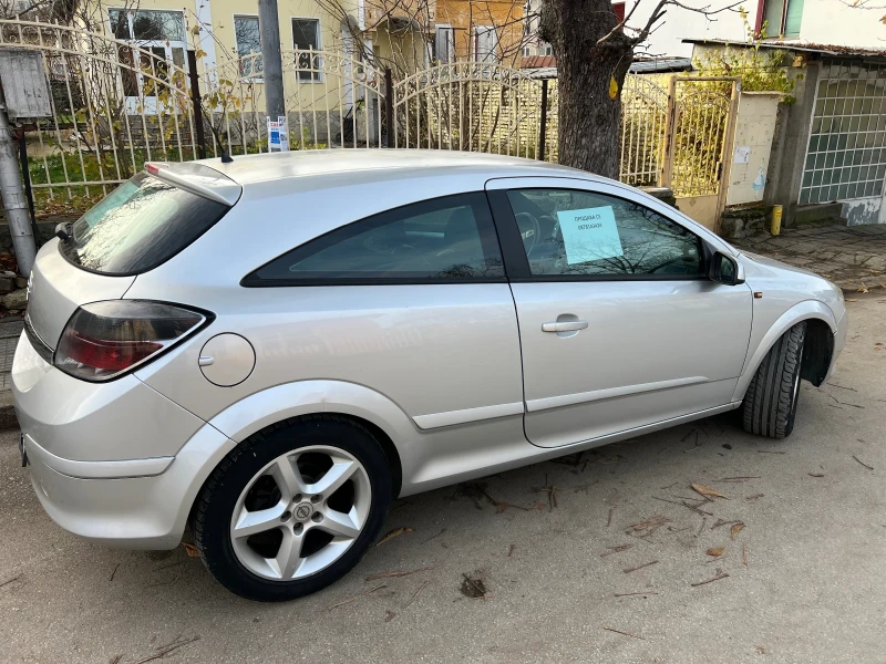 Opel Astra 1.7 CDTi, снимка 3 - Автомобили и джипове - 53110040